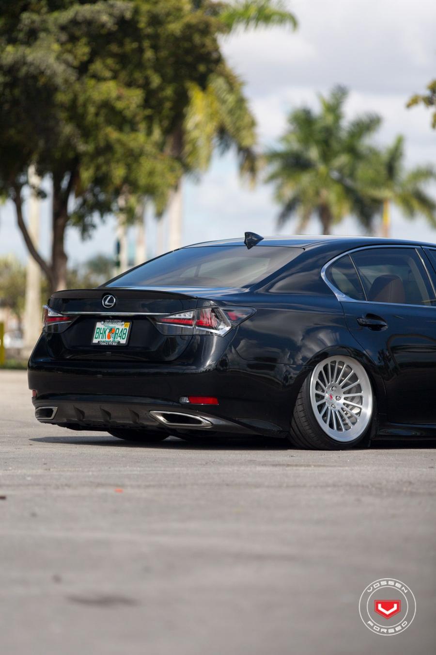  Lexus GS on Vossen Wheels (LC-106) 2016 года  (фото 47 из 61)